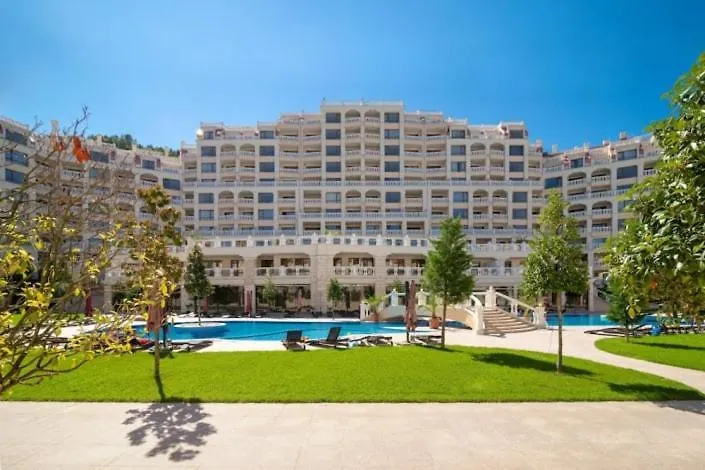 Varna South Bay Beach Residence